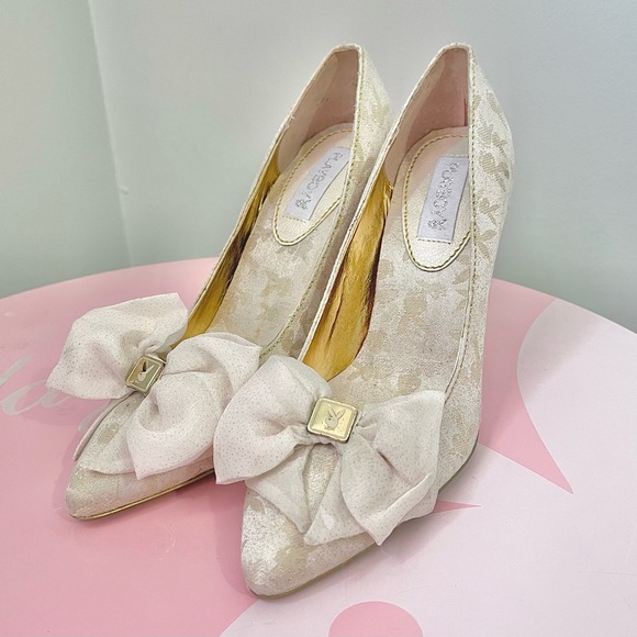 Playboy Stiletto Heels - Picture 2 of 4